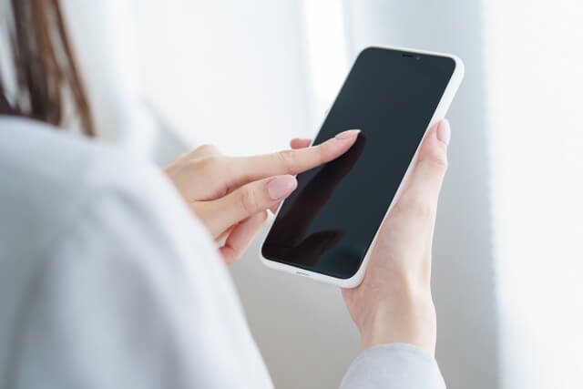 日曜・祝日、平日夜間も診療しているメンタルクリニックの探し方